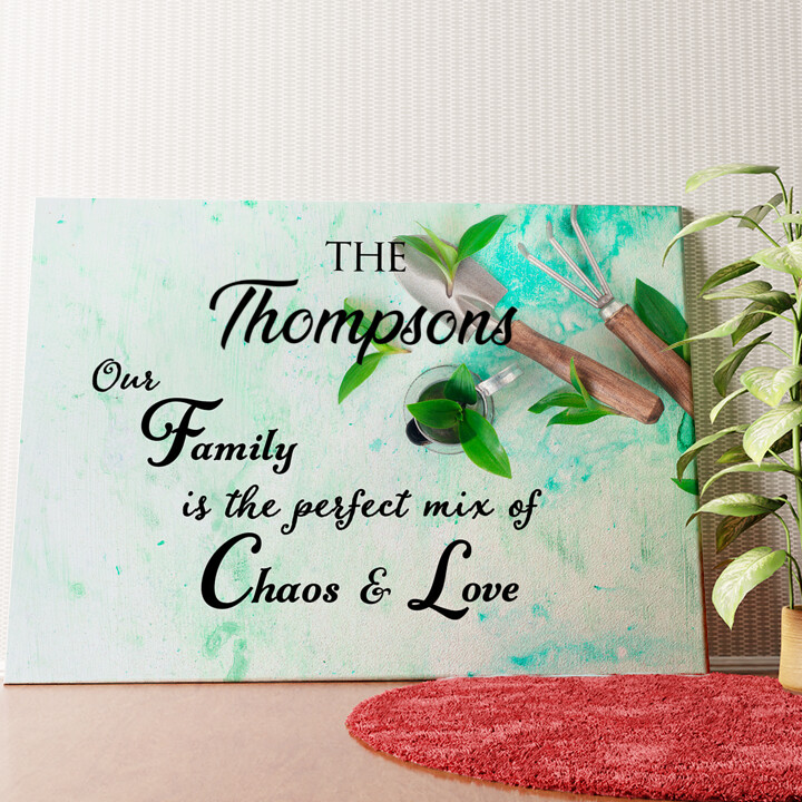 Personalized mural Chaos & Love